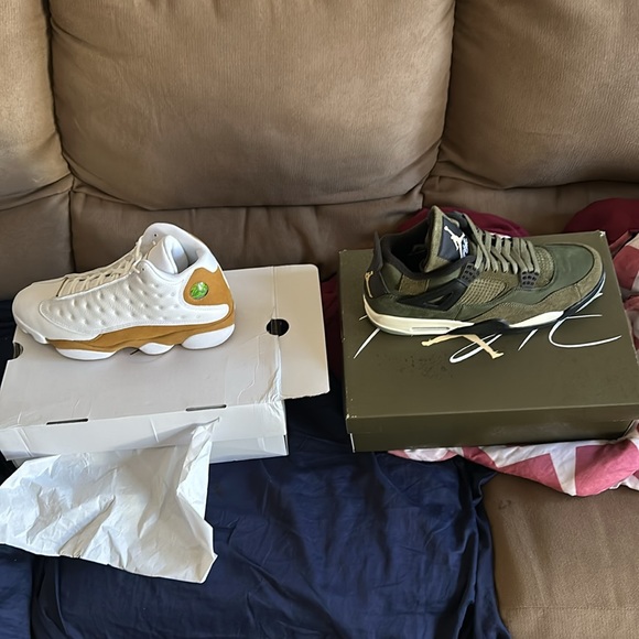 Air Jordan 13s Air Jordan fours 600 for both 300 for one pair - Picture 2 of 7